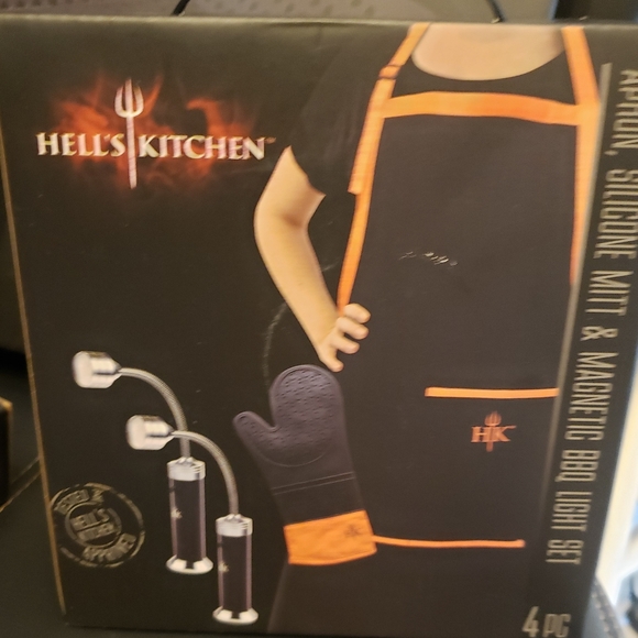 HELL'S KITCHEN BBQ GRILLING SET - Picture 8 of 16
